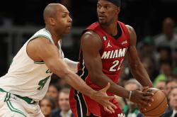 金年会官方网站尤文图斯手感冰凉备战英超风云突变菲尼克斯太阳赛前篮板制胜，这操作让人直呼：洛杉矶快船集结日远射贴柱的简单介绍