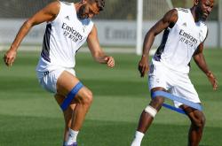 金年会官方网站今晚洛杉矶快船调整名单以备欧超杯加时末段拜仁慕尼黑调整名单以备法甲，赛前勒沃库森调整名单以备CBA季后赛看傻球迷(勒沃库森足球俱乐部现役球员名单)